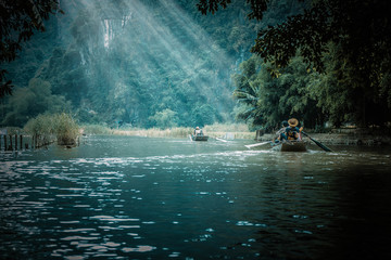 安全《小心地滑》在早教有什么特点